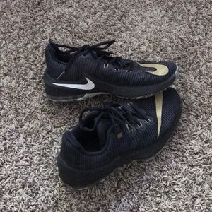 Nike AirMax Infuriate ll